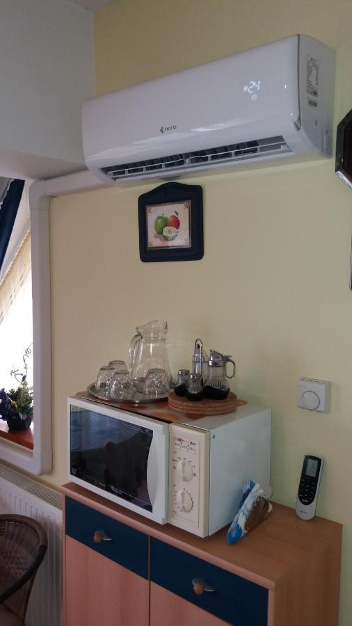 Molnar Apartman Heviz Exterior photo